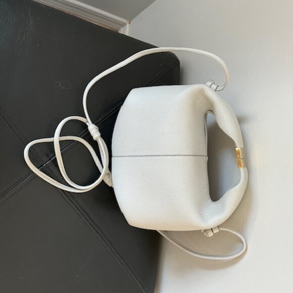 Polene Beri textured Chalk bag - Picture 5 of 8